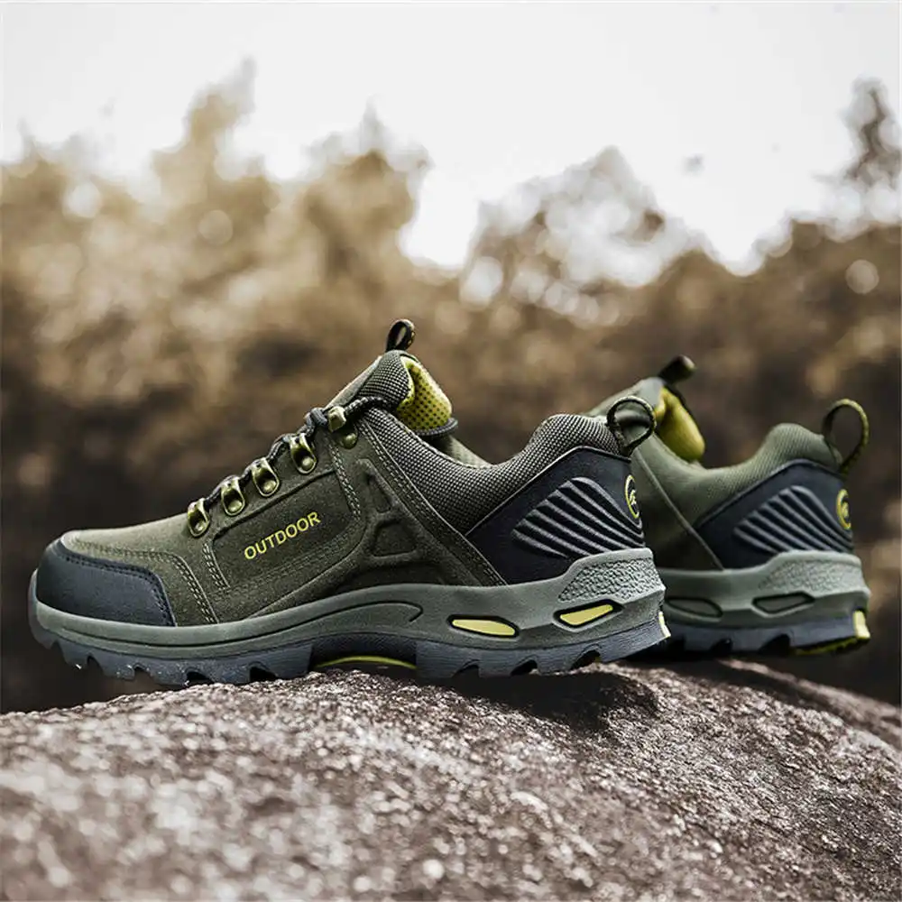 Office Tech Gift Ideas - Antideslizante con cordones para senderismo tenis