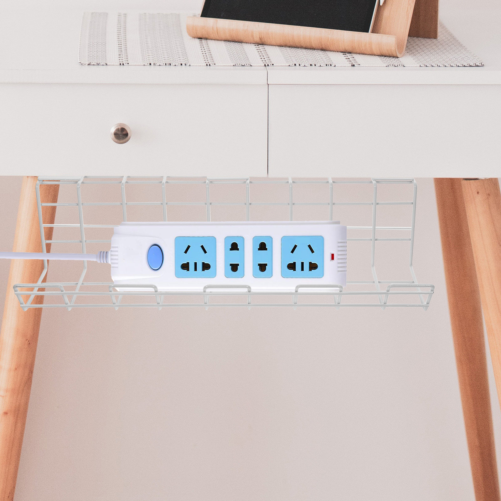 Organizador de cables debajo d - Surge Protector Rack reseña y precio